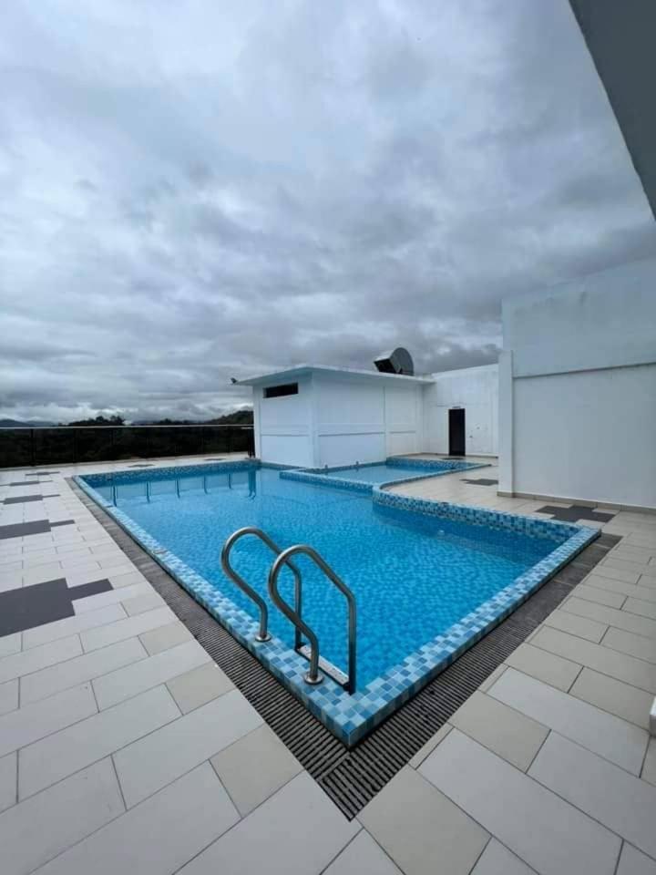 Adeen'S Suria Suite, Hotel Mutiara Gua Musang Εξωτερικό φωτογραφία